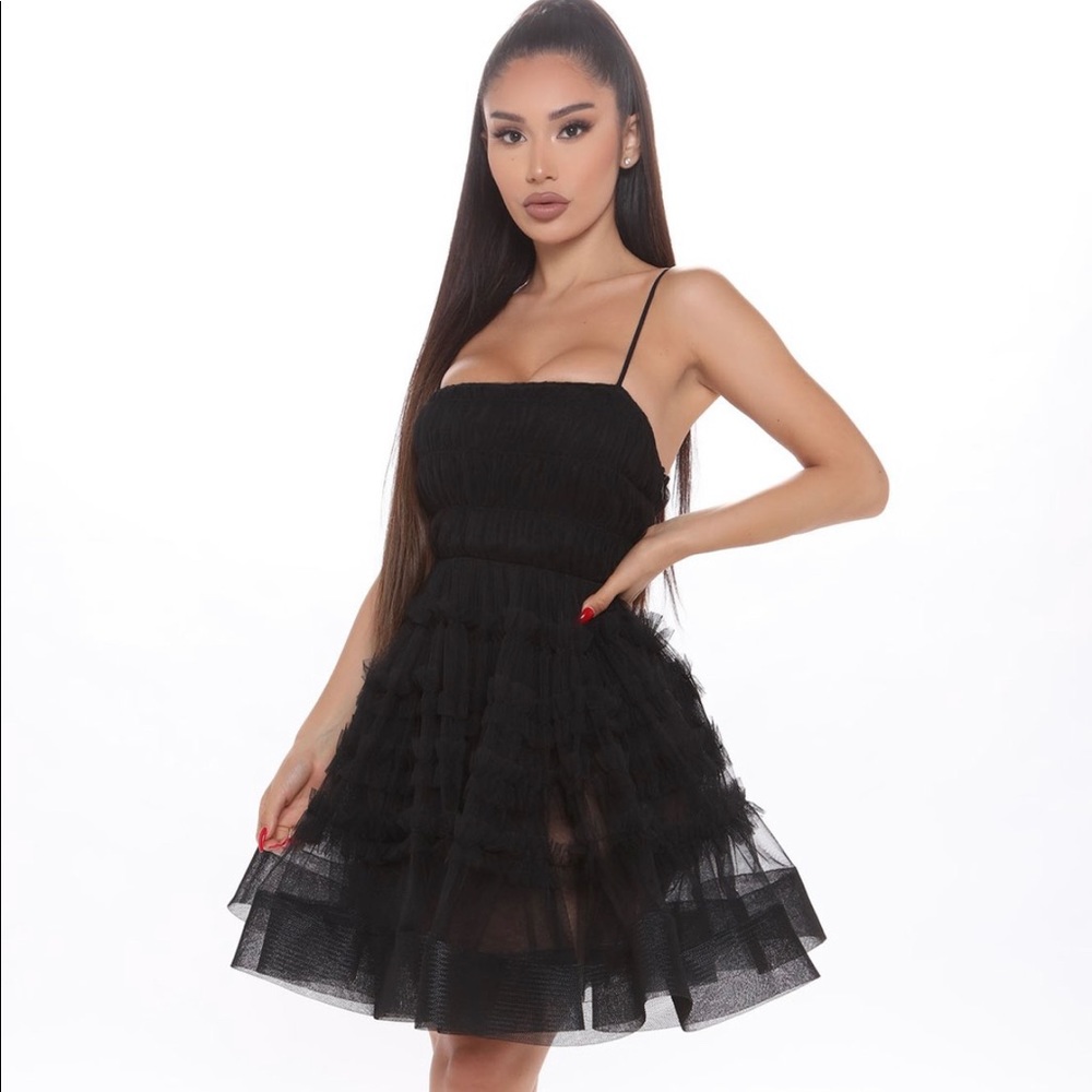 Black Tulle Dress 🥂